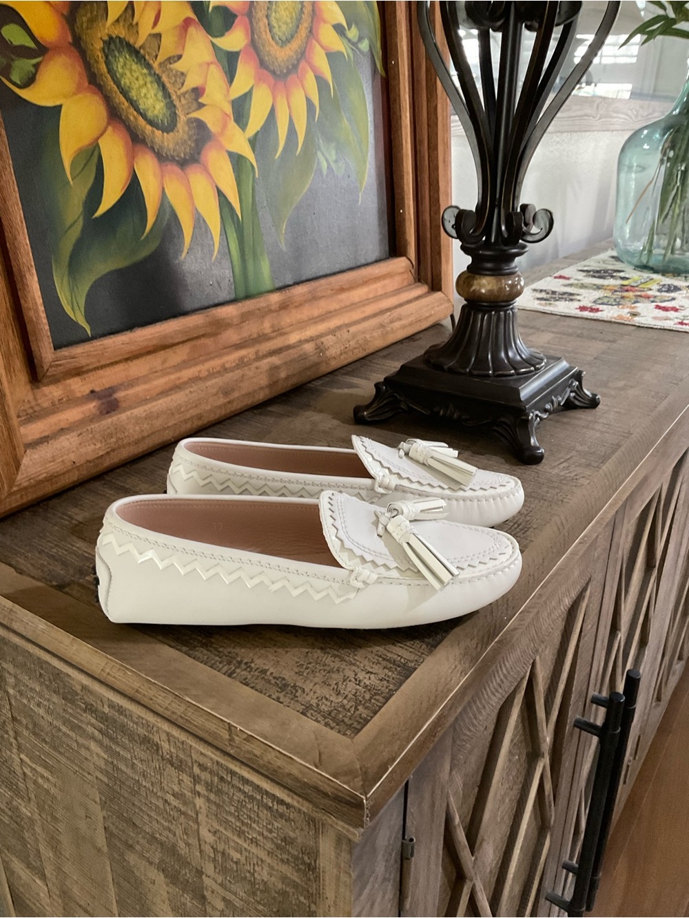 Tod's White Tassel Moccasin Loafers for Women - driving shoes, unused, like new